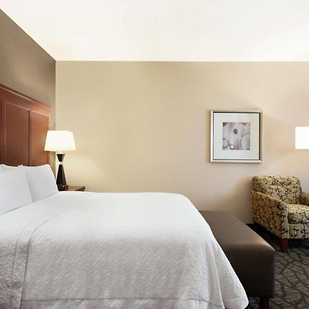 Hampton Inn And Suites Houston Pasadena Exterior photo